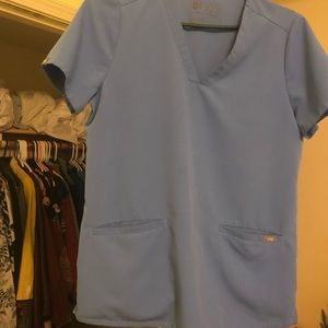 Figs casma scrub top size small color- ceil blue